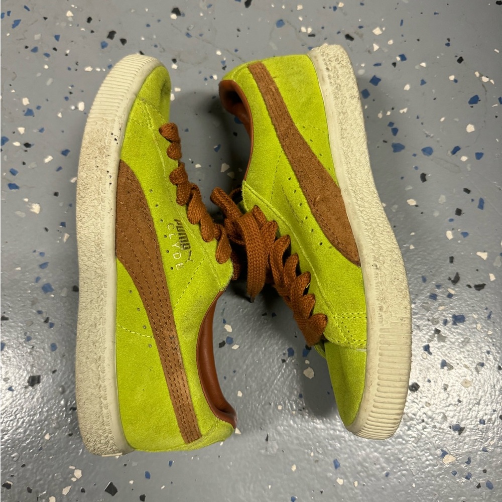 Puma Green and burnt orange size 5.5 Womens